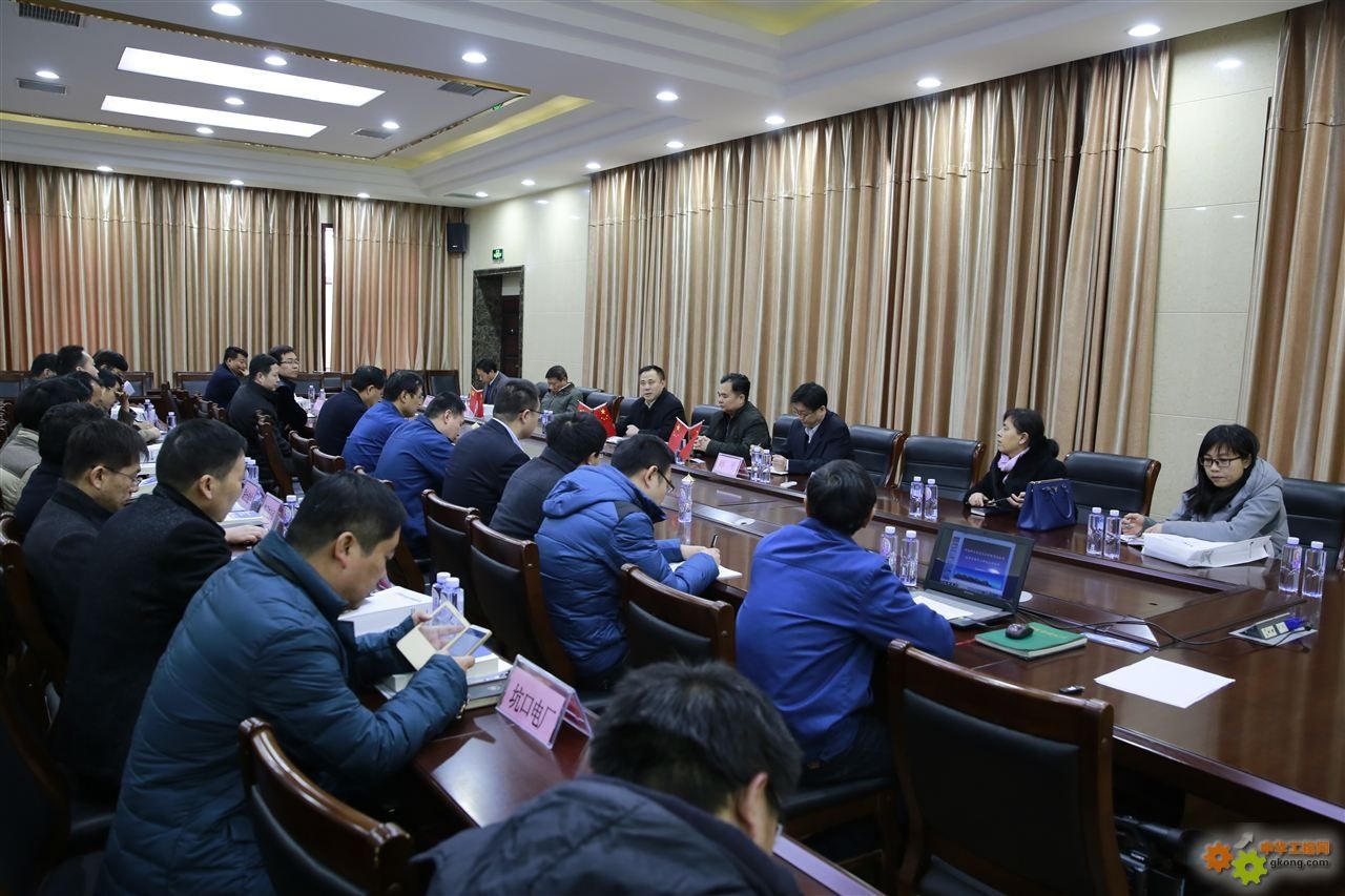 水刺底的材料做激光冲孔后表面的黑点